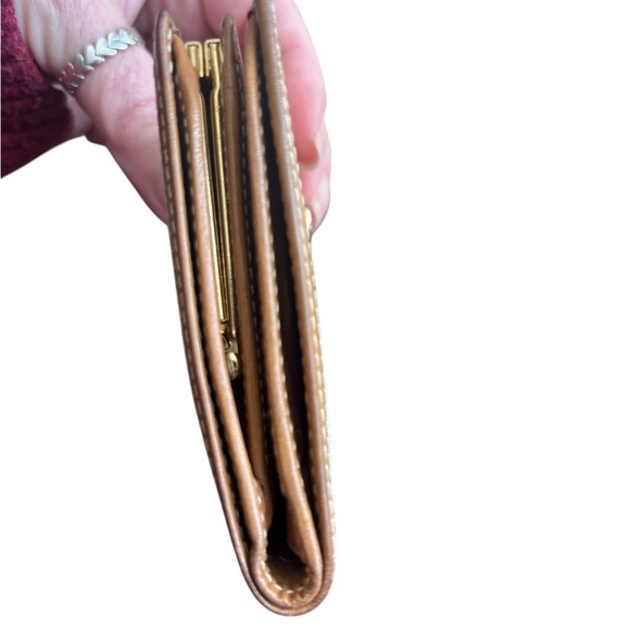 Gucci GG Monogram Snap Kiss Lock Wallet Tan Leather Trim Made in Italy Vintage - Picture 10 of 15